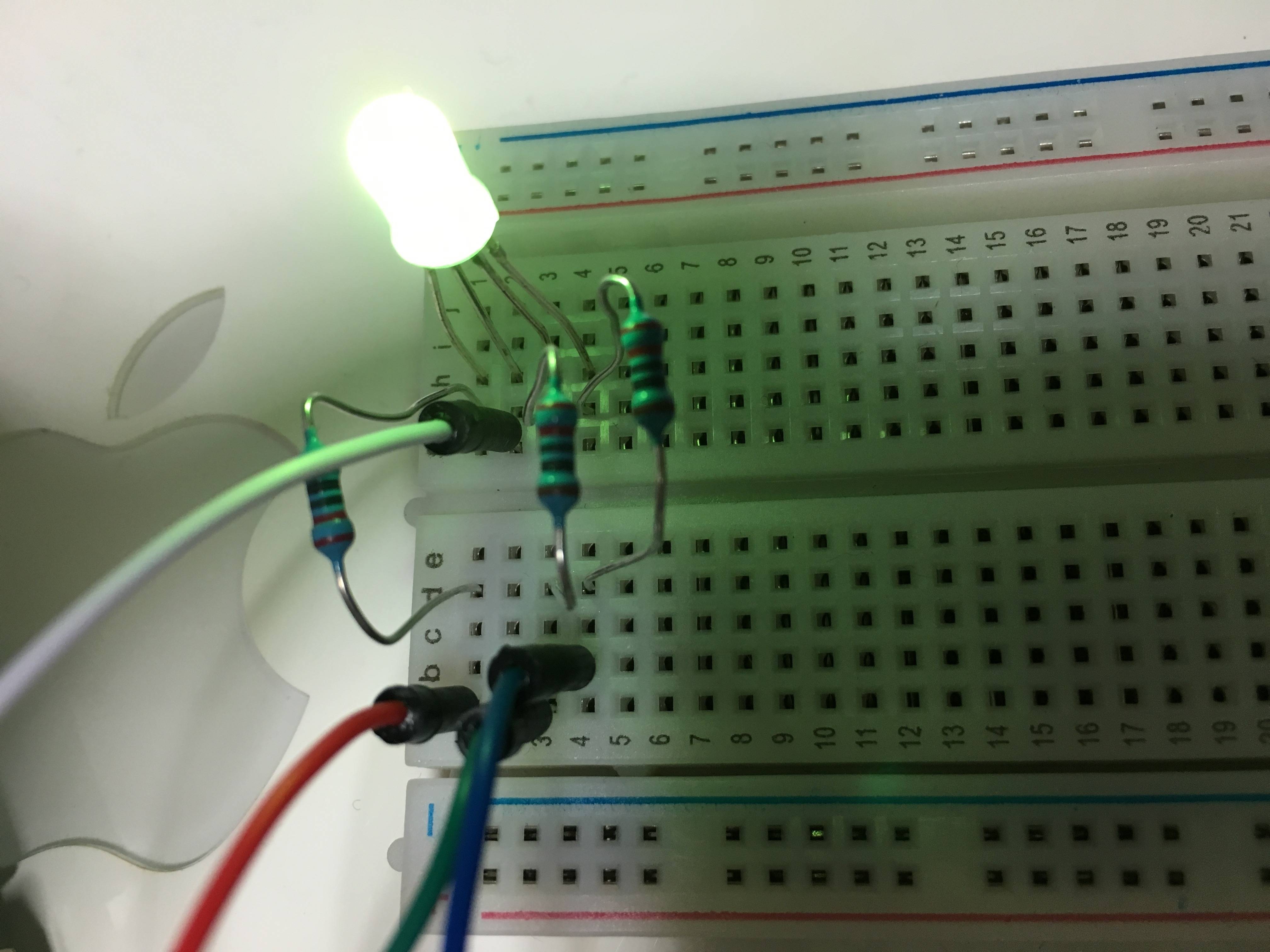 ArduinoでRGB LEDを光らせる